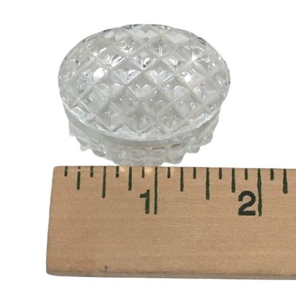 Vintage Art Glass Trinket Pill Box Diamond Quilted Pattern Dresser Vanity Decor - Picture 7 of 7